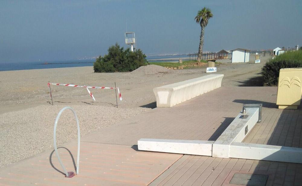 UPyD critica que el Ayuntamiento aún no haya activado el Plan de Playas 2017