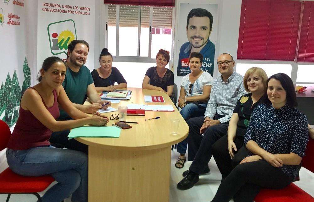 Izquierda Unida solicita la adecuación de una playa para perros en El Ejido