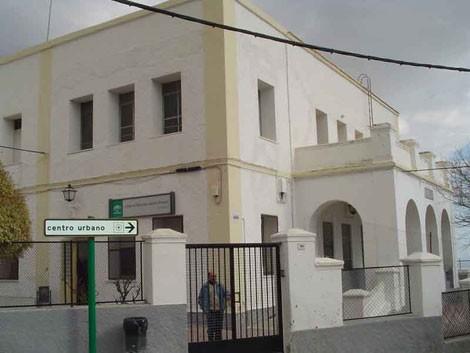 Alumnos de Infantil de Dalías tienen que ser trasladados de aula a causa del calor