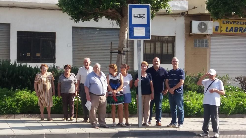 El PSOE de El Ejido solicita información sobre la eliminación de la parada de autobús del barrio de La Costa