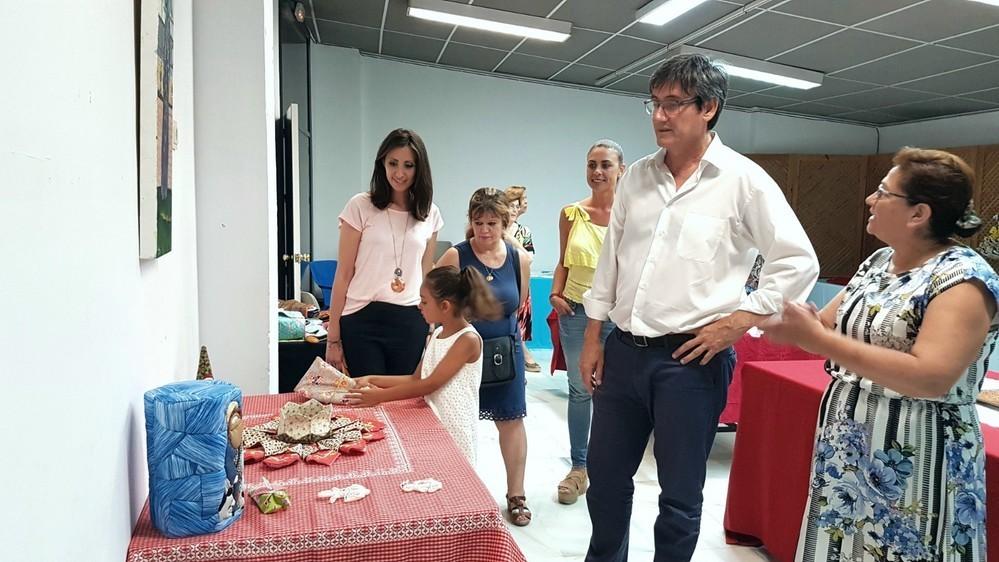 Esperanza del Mar expone una muestra de los trabajos realizados durante el curso