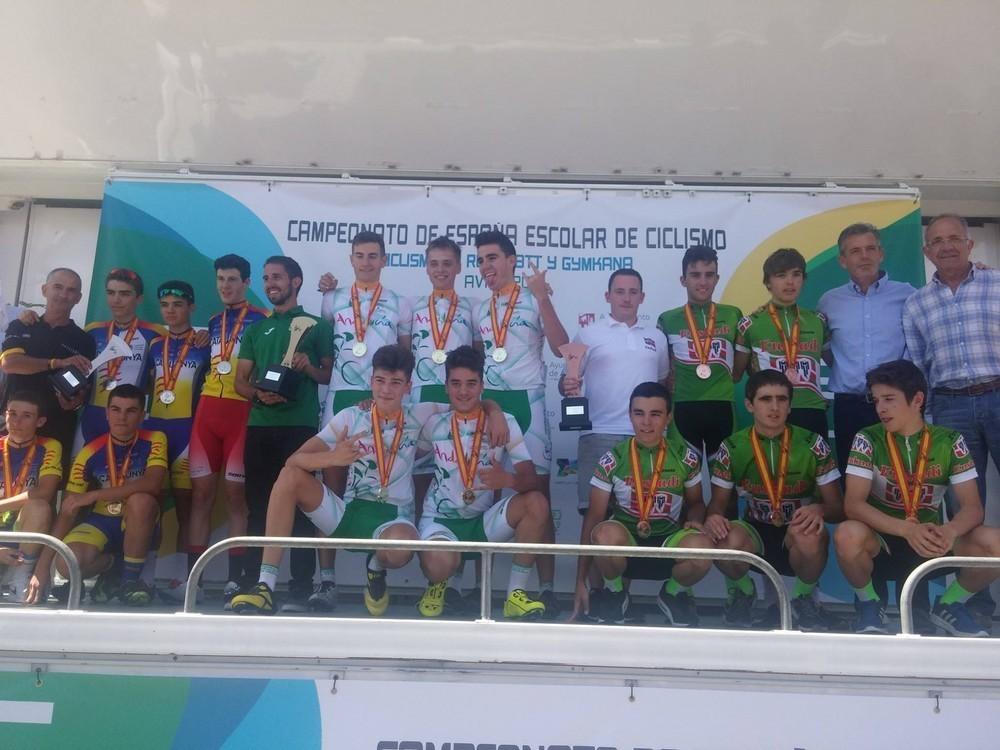 El ejidense Raúl Craviotto, campeón de España de ciclismo en ruta por equipos