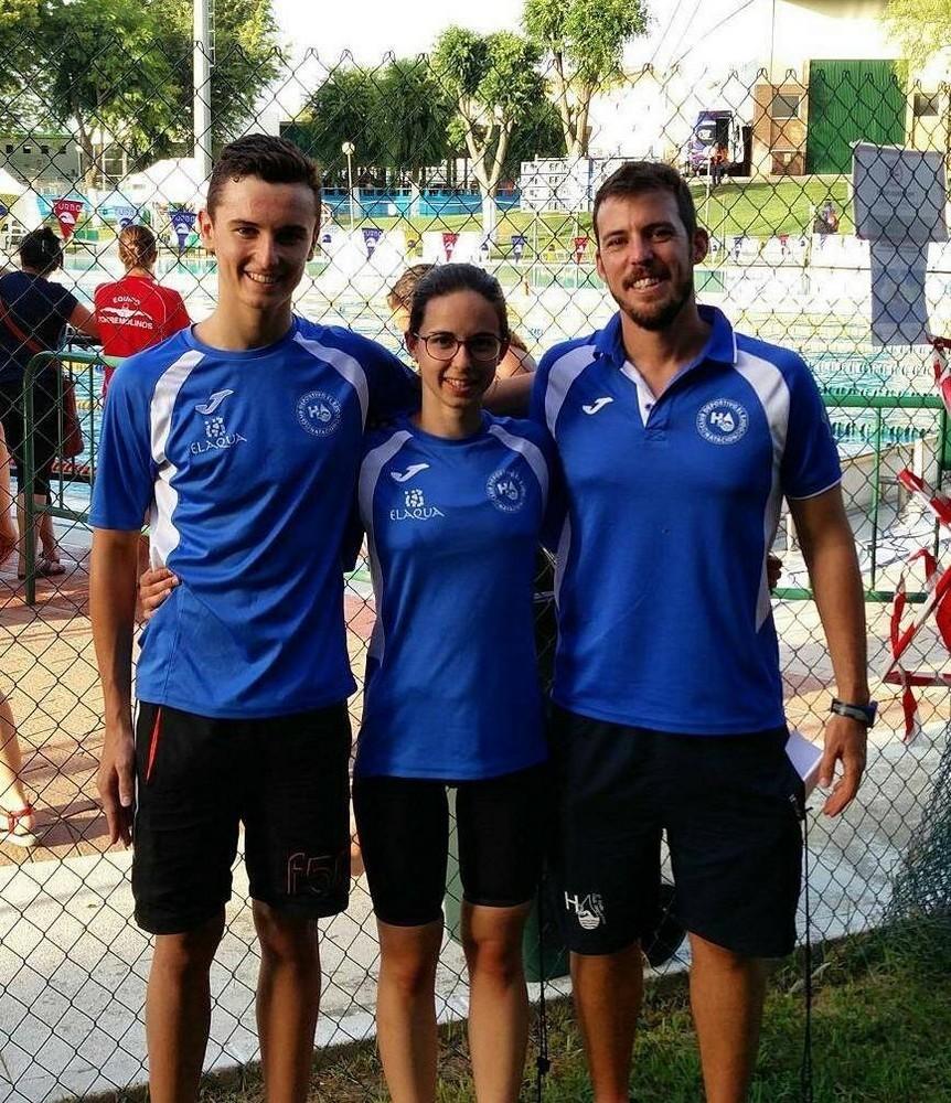 Manu Martos, doble campeón de Andalucía de natación