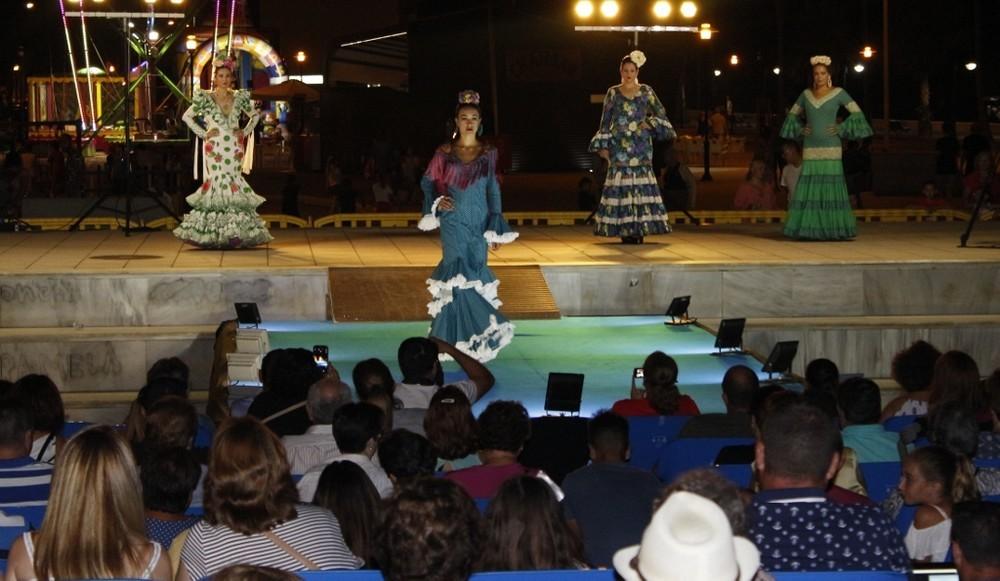 Yanira Torres elegida reina de la Feria de Adra 2017