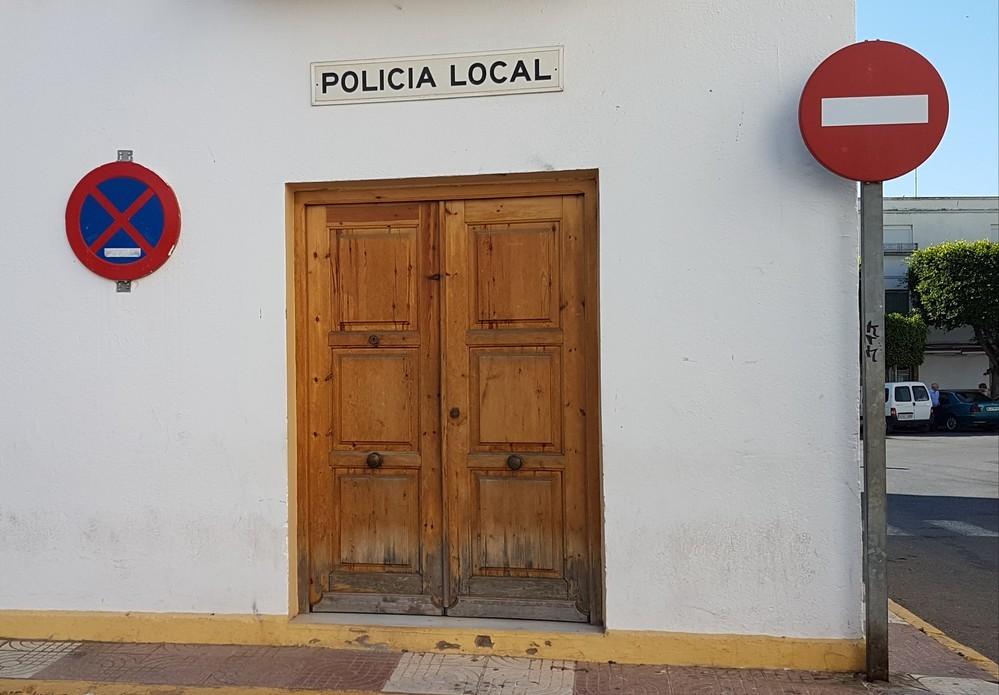 El PP denuncia la reducción de presupuesto para iluminación y Policía Local en Dalías