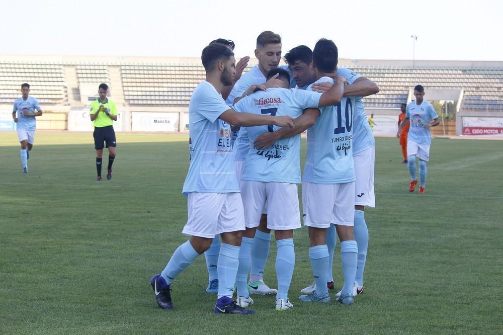 El CD El Ejido jugará ante el Linares este miércoles tras golear al Atlético Malagueño
