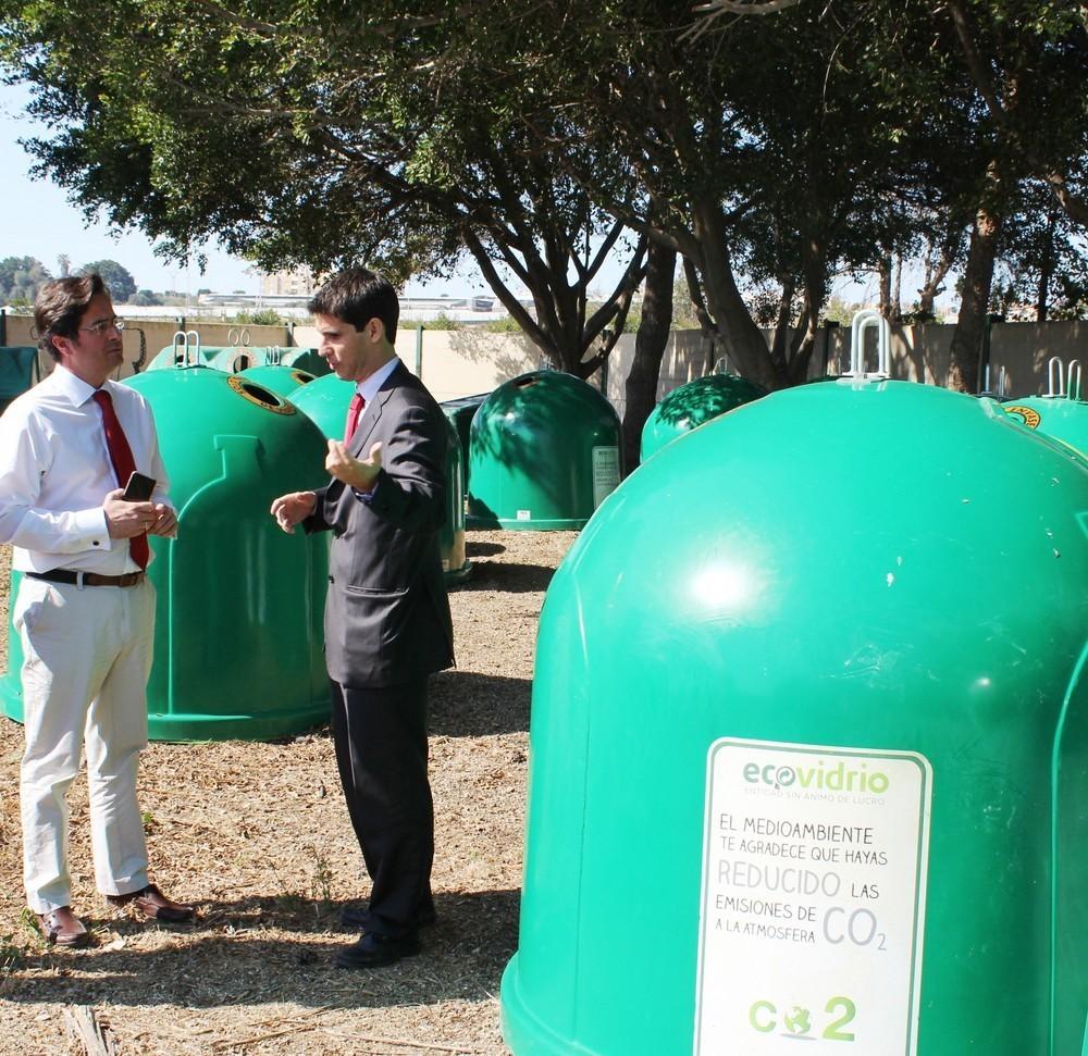 Un total de 52 establecimientos hosteleros ejidenses participan en la campaña 'Toma nota, recicla vidrio' de Ecovidrio