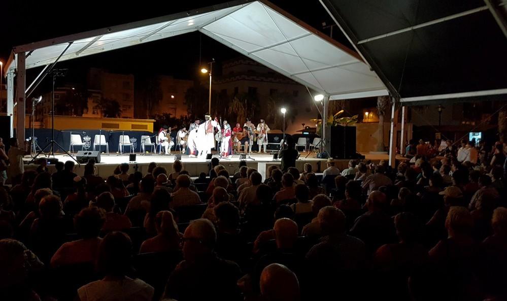 Adra celebra su VI Noche Alpujarreña en el Pago del Lugar