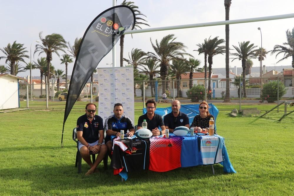 Diecisiete equipos masculinos y femeninos de toda España se citarán este sábado en Almerimar en el Torneo de Rugby Playa más antiguo de Andalucía