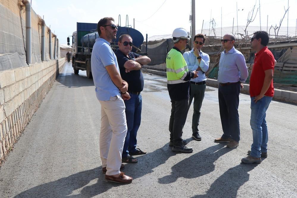 Concluyen las obras de mejora impulsadas por el Ayuntamiento y agricultores de las fincas colindantes al camino de ‘Los Acienes’
