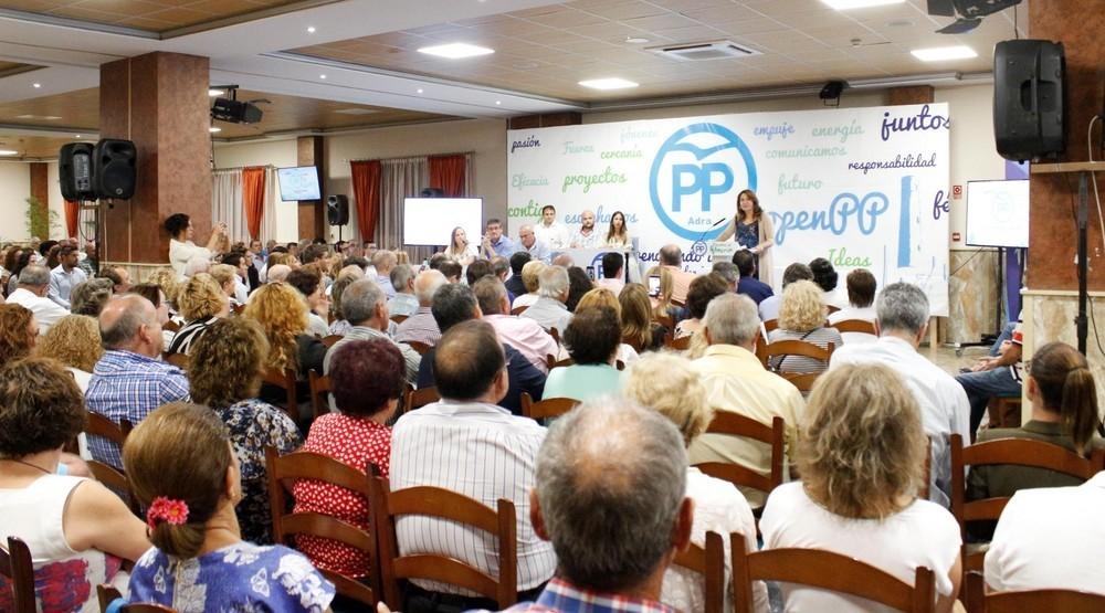 Carmen Crespo reelegida presidenta del PP de Adra de forma unánime