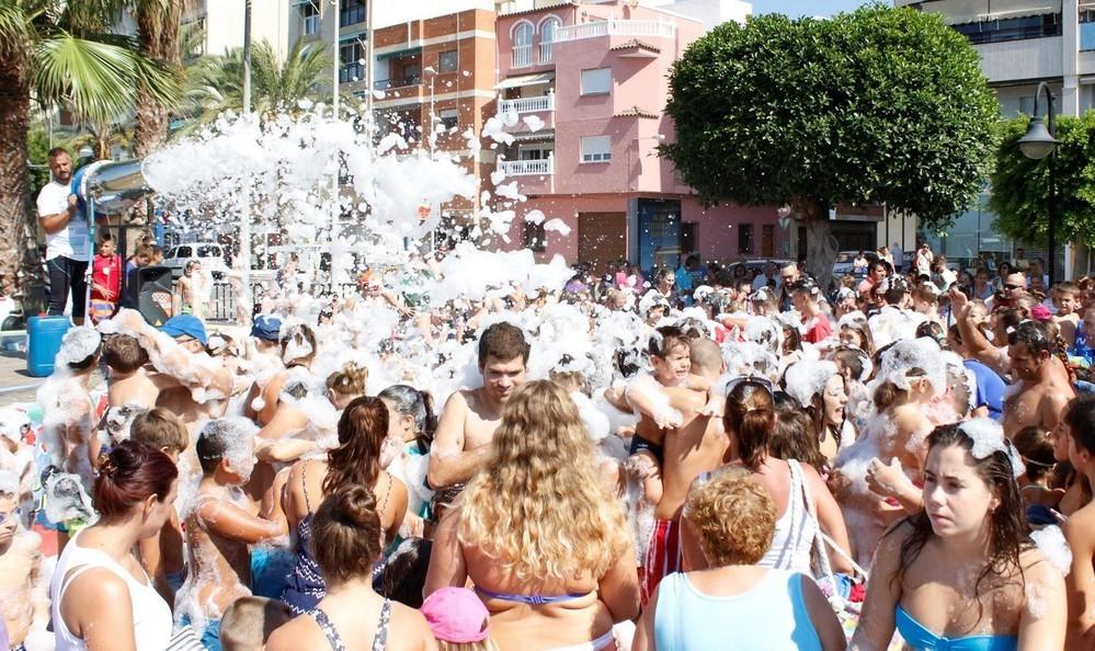 Las actividades para los más pequeños dan inicio a la Feria de Adra 2017