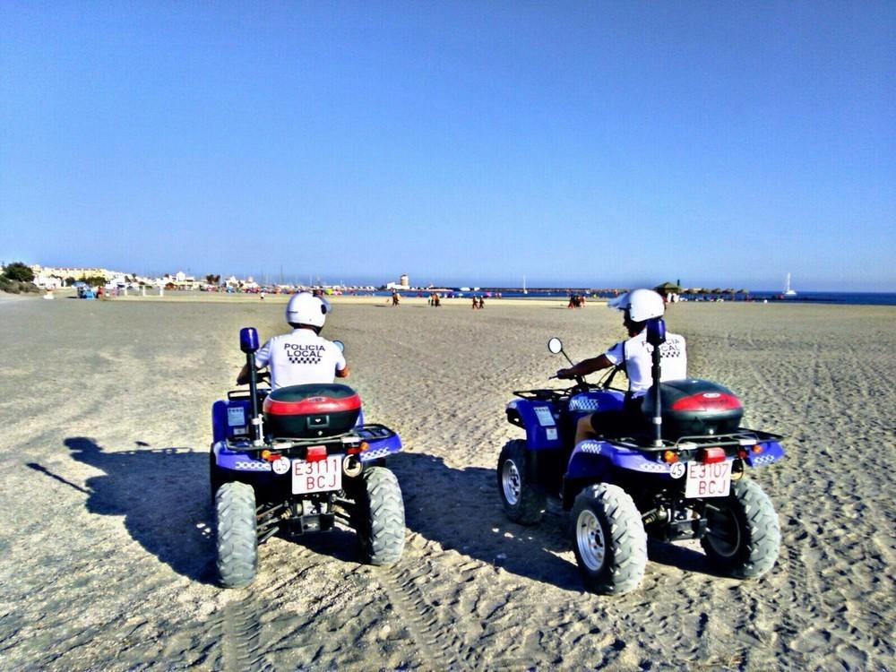Descienden este verano en un 40% las denuncias en las zonas costeras gracias al refuerzo de la presencia policial de forma permanente