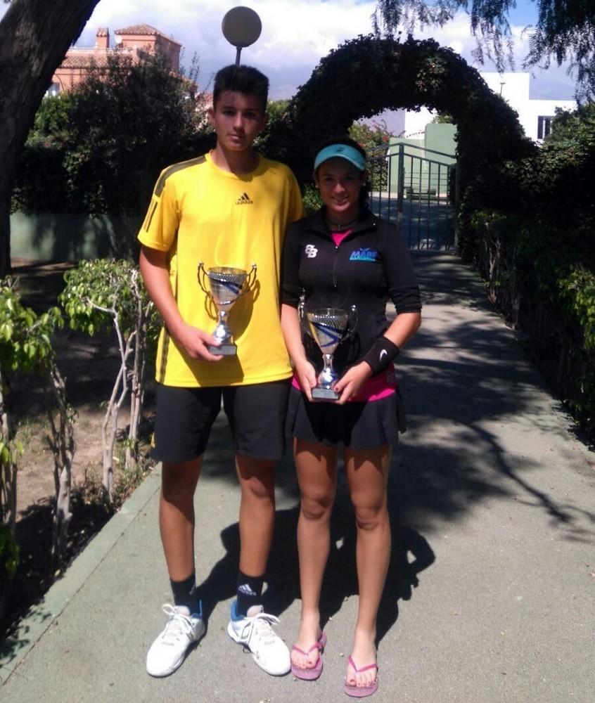 Silvia Vargas, campeona provincial absoluta en el Club de Tenis de El Ejido