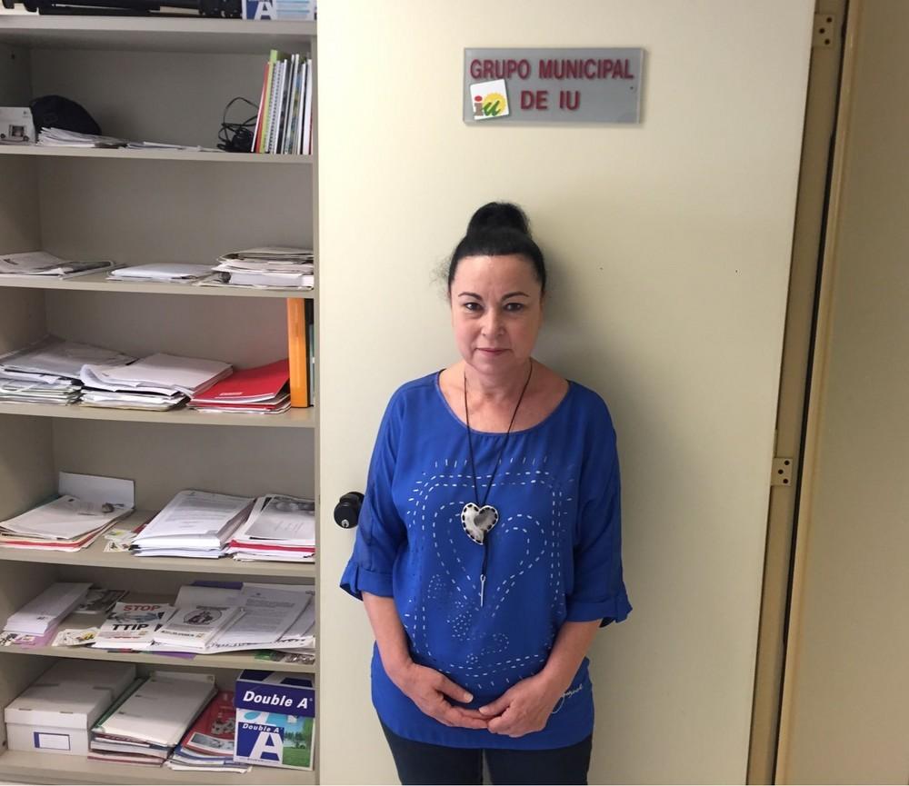 IU El Ejido, “Luisa Barranco miente a los ejidenses con la nueva ordenanza de animales”.