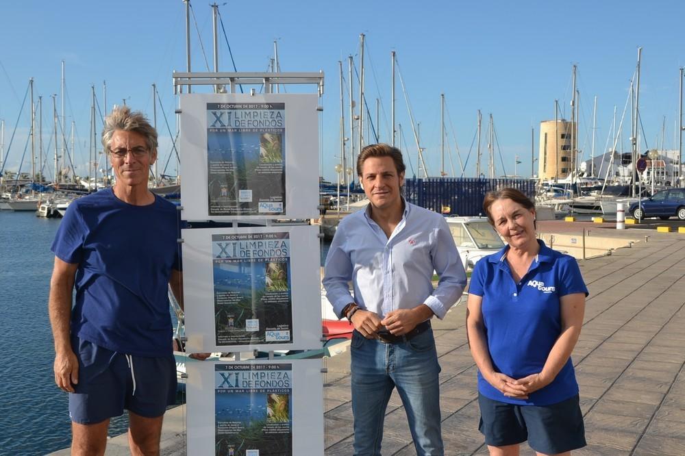 La Concejalía de Turismo de Roquetas de Mar organiza la XI Limpieza de Fondos Marinos