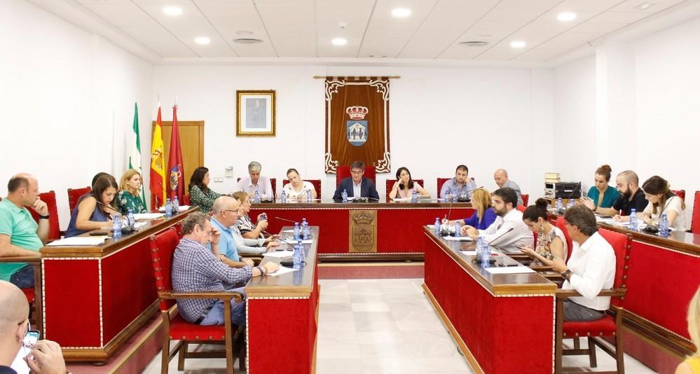 El Ayuntamiento de Adra insta a la Junta a incluir los centros escolares en el plan de climatización