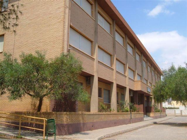 Educación invierte más de 376.000 euros en las obras de dos institutos de El Ejido y Adra