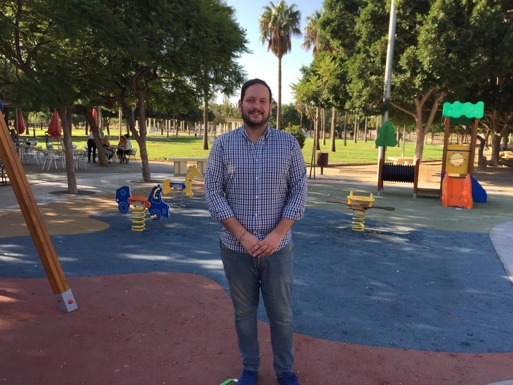 IU El Ejido solicita la figura de Monitor/a de Parques en los espacios verdes