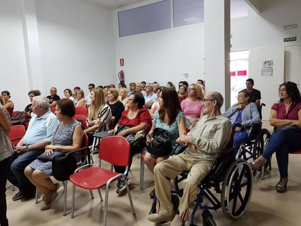 Más de medio centenar de personas se dieron cita en el taller sobre el Alzheimer en zonas rurales