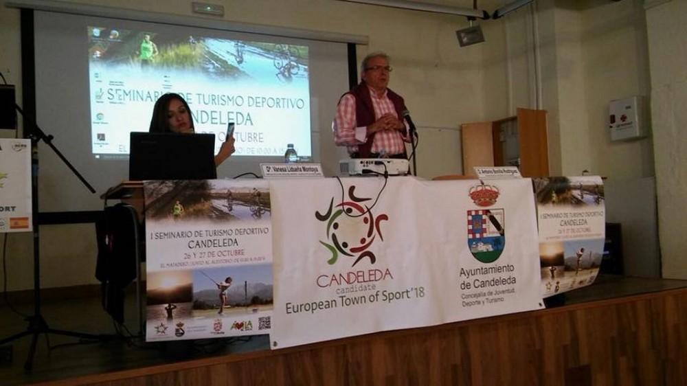 Antonio Bonilla expone en el Seminario de Turismo Deportivo de Candeleda la repercusión de ser Villa Europea del Deporte