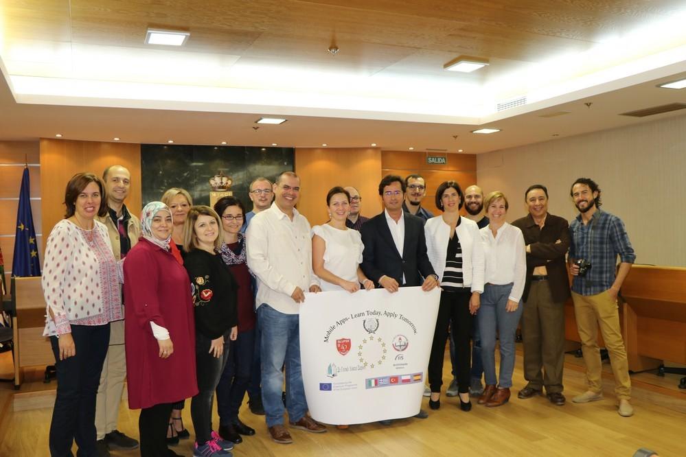 Una delegación de profesores de Polonia, Grecia, Italia y Turquía conoce el modelo agrícola y turístico de El Ejido