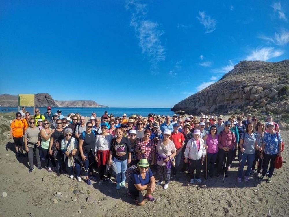 Alta participación en la primera ruta senderista de la XII Olimpiada de Mayores de Vícar