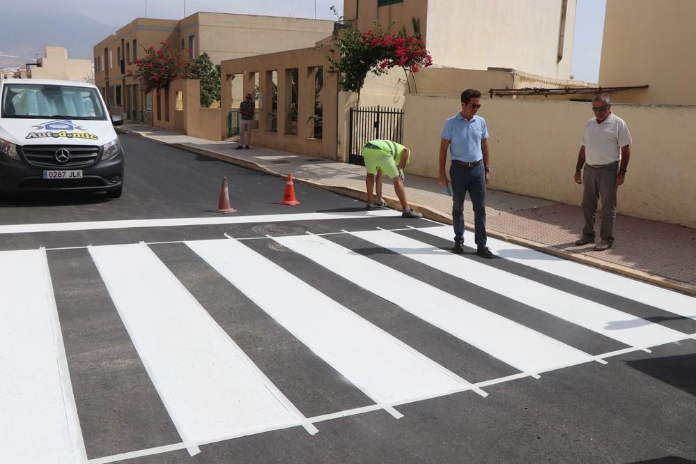 Una nueva fase del Plan de Pavimentación transforma la imagen de casi una veintena de calles en el barrio de Santo Domingo