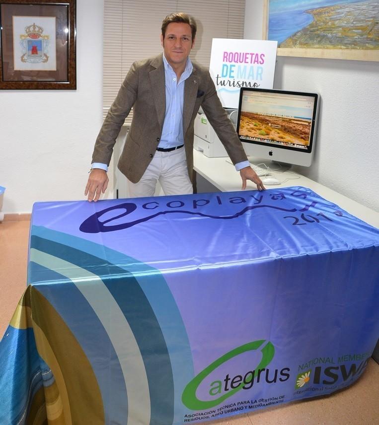 Roquetas, líder de Andalucía en banderas Ecoplayas