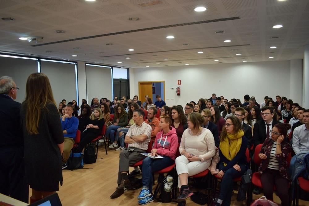 Profesores y alumnos de Noruega, Italia y Bélgica participan con el IES Villa de Vícar del programa Erasmus Plus