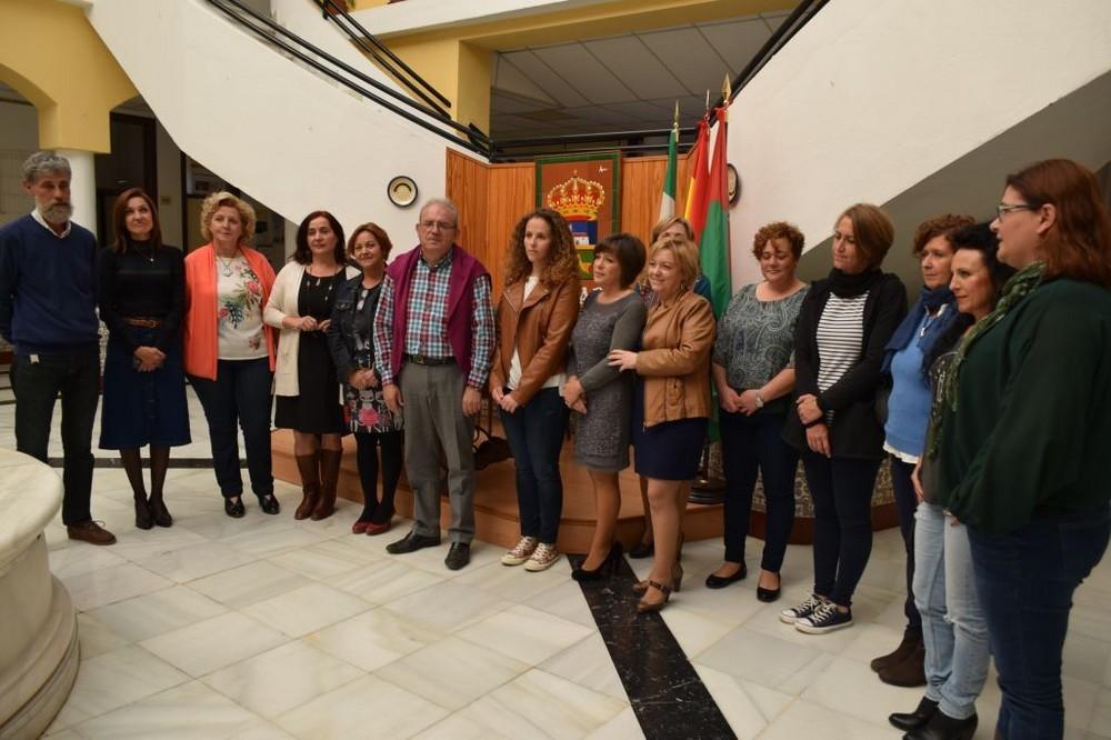 Vícar pone en marcha la segunda edición del programa Guía, en colaboración con los IES y las AMPAs 'Cuatro Barrios' y 'Platón Uno'