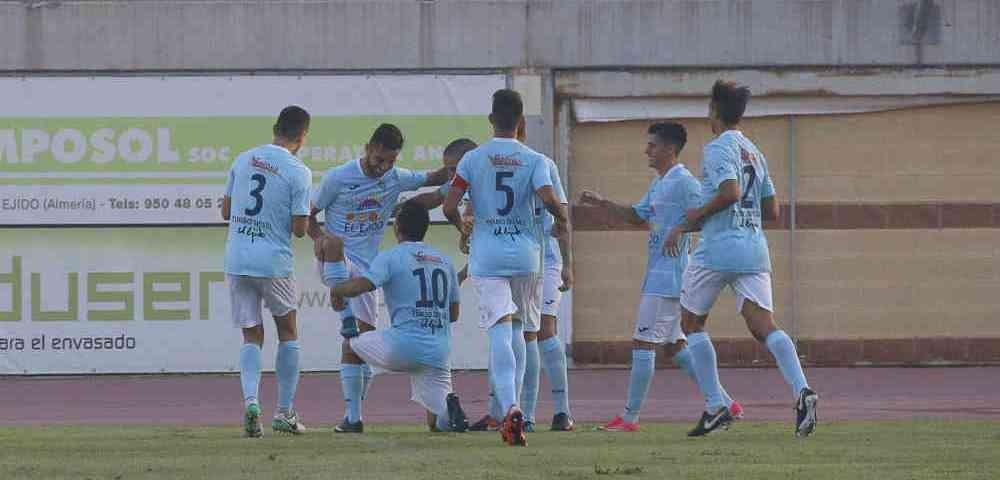 El CD El Ejido reanuda sus entrenamientos, optimista ante su próximo enfrentamiento con el Marbella