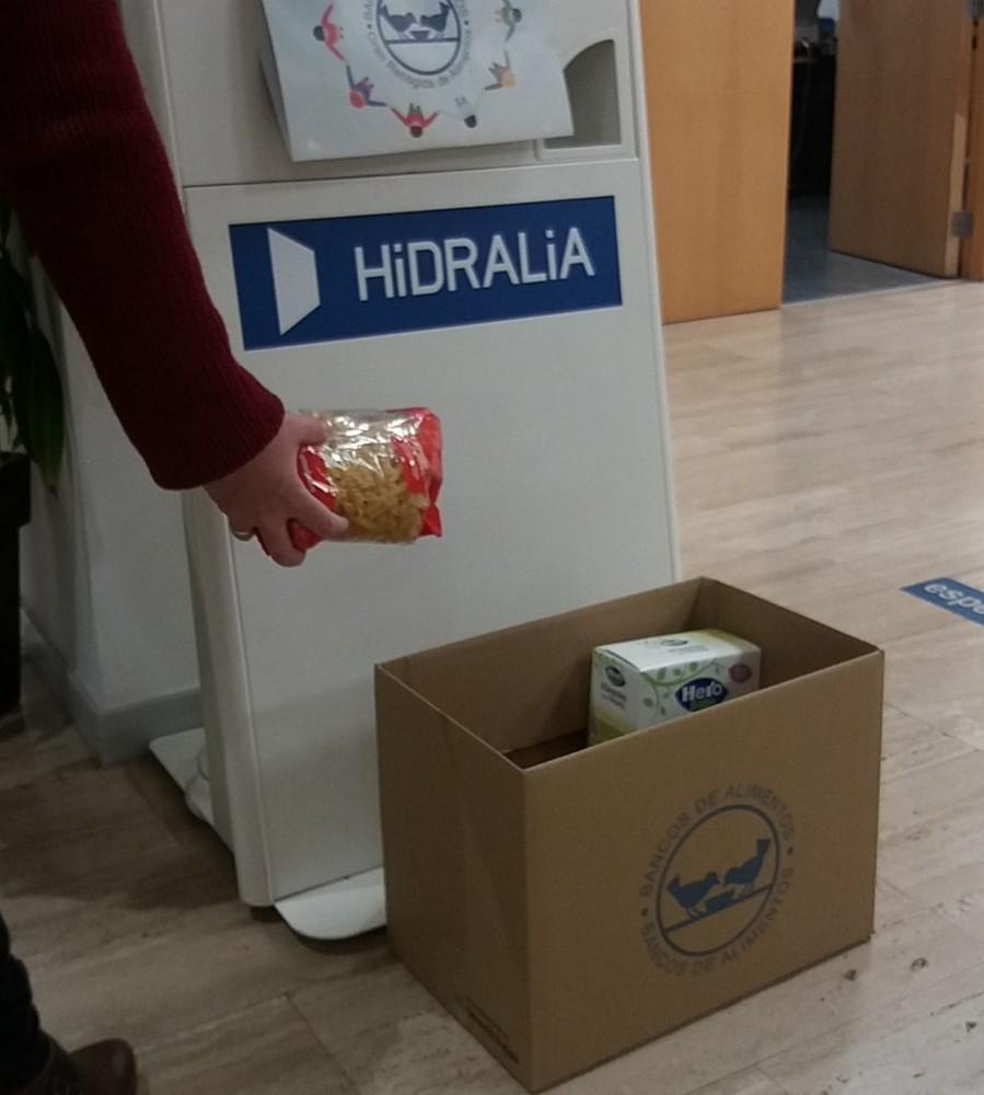Hidralia se suma a la campaña del Banco de Alimentos en Roquetas, Adra, Aguadulce y La Mojonera