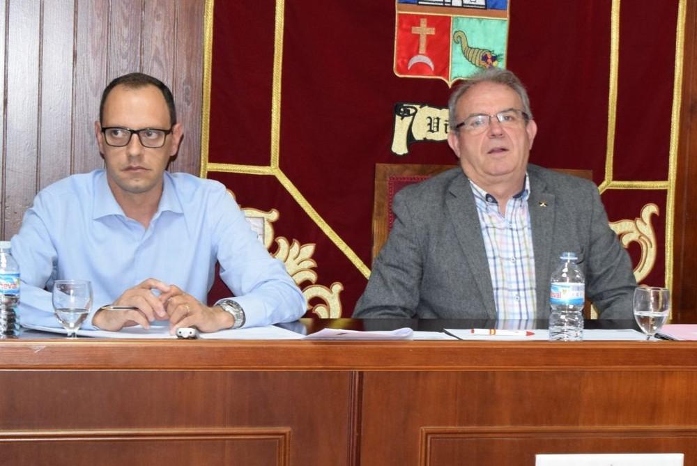 Antonio Bonilla y Rafael Molleda ofrecerán la conferencia institucional del Día de la Constitución, en Vícar