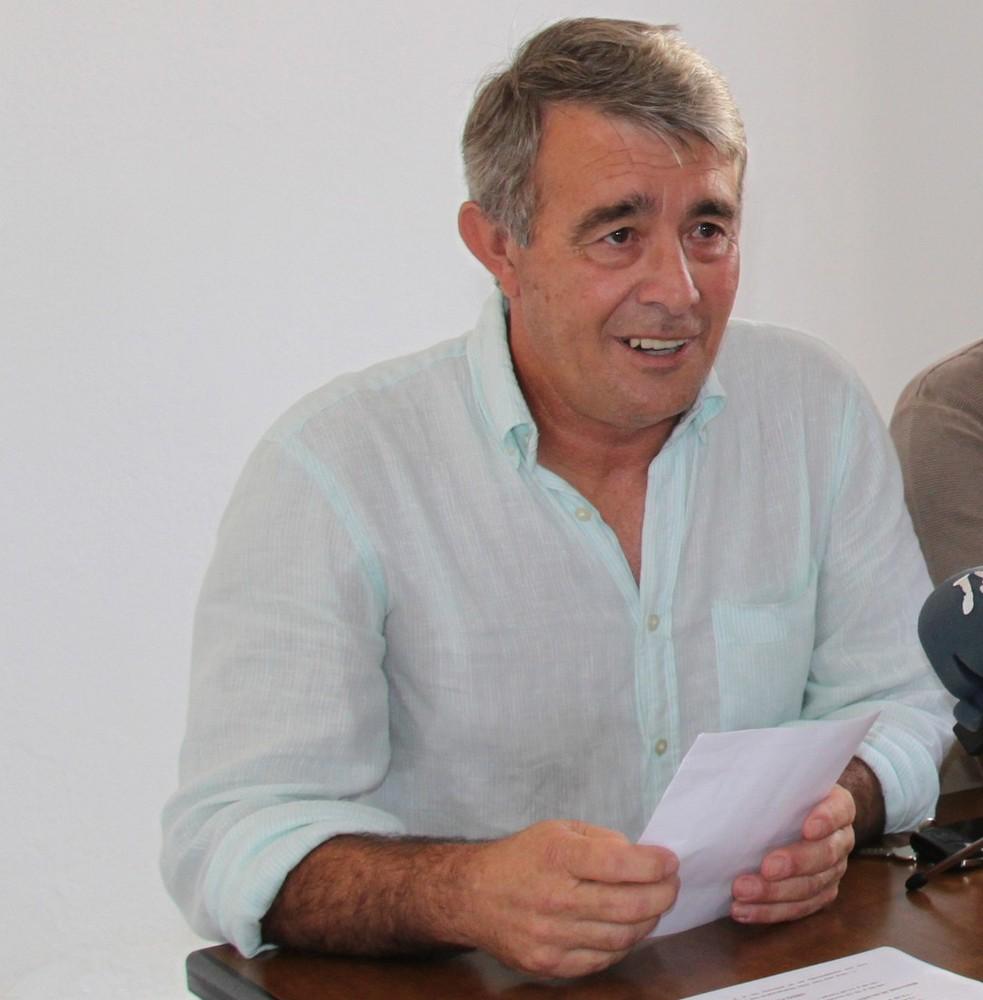 El PSOE pide que se tomen medidas para acabar con los cortes de suministro eléctrico que sufren los vecinos de Matagorda