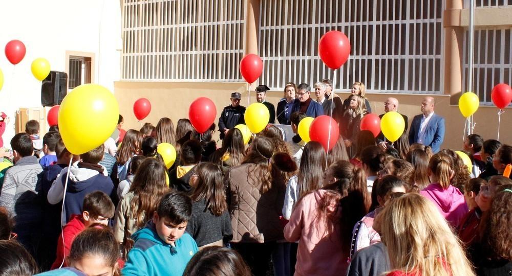 Adra celebra el 39 aniversario de la Constitución Española con los escolares como protagonistas