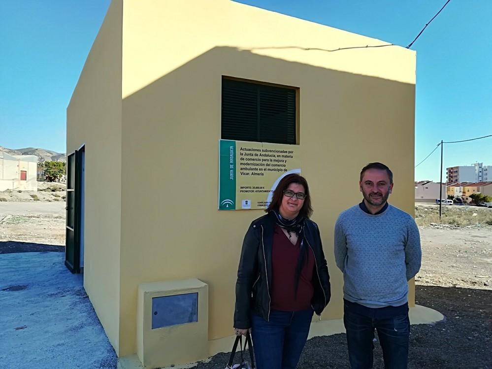 La Junta apoya con 35.000 euros la mejora del comercio ambulante en Vícar