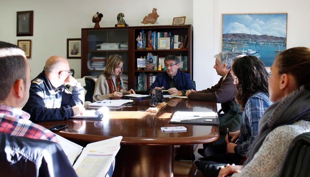 Manuel Cortés destaca el descenso del 40% en el número de casos de violencia de género en Adra