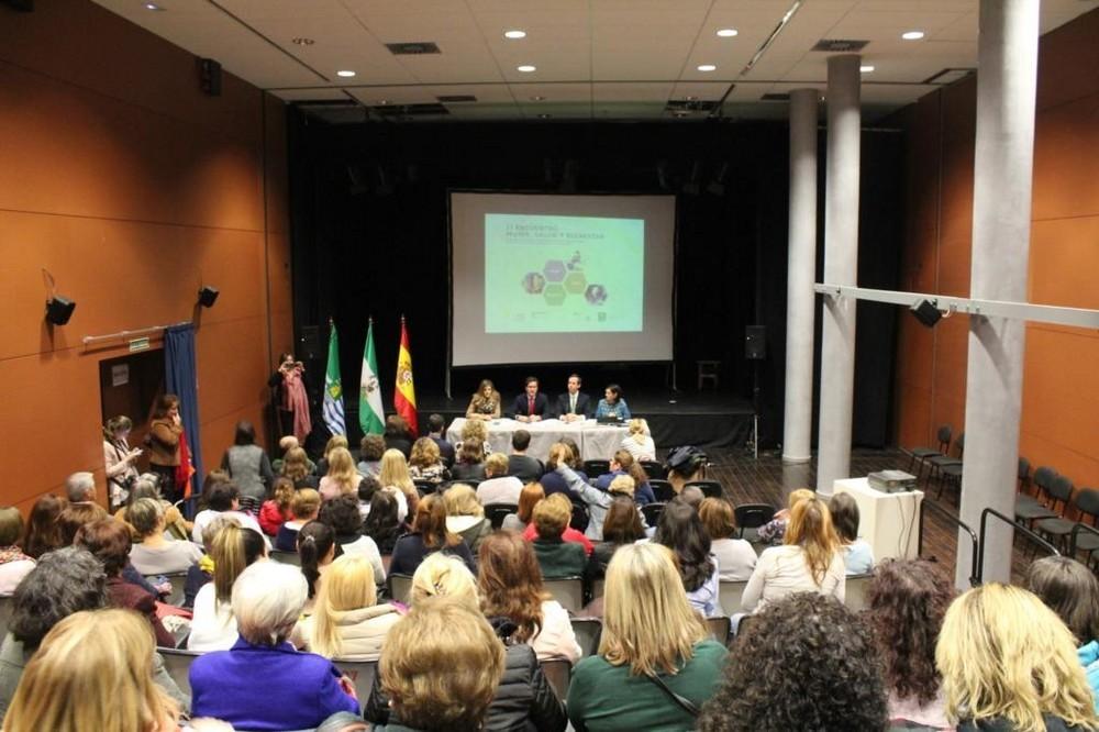 Un centenar de mujeres se reúne en El Ejido en el Segundo Encuentro Mujer, Salud y Bienestar