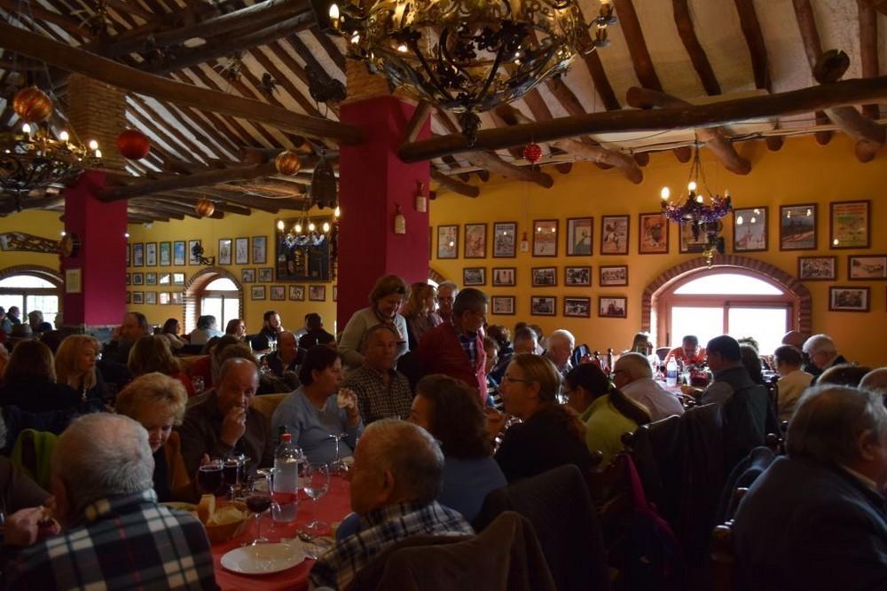 Más de 200 mayores de Vícar se apuntan a la convivencia navideña en Ugíjar