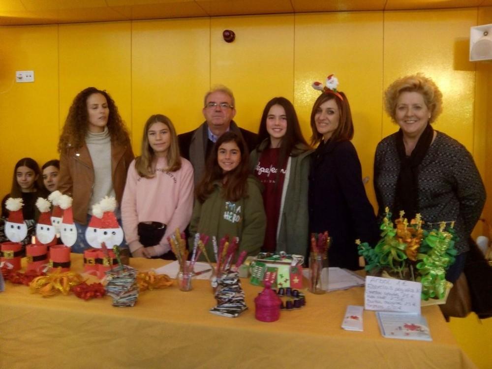 El Consejo de la Infancia y la Adolescencia de Vícar participan en el mercado navideño de Puebla de Vícar
