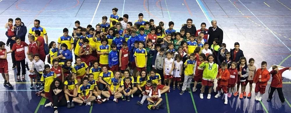 Baloncesto y solidaridad se dan la mano en Adra