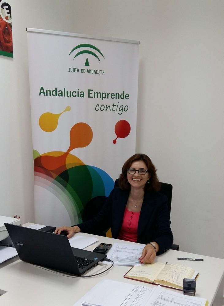 La consultoría Orientta se instala en los alojamientos gratuitos de Andalucía Emprende en el CADE de Vícar