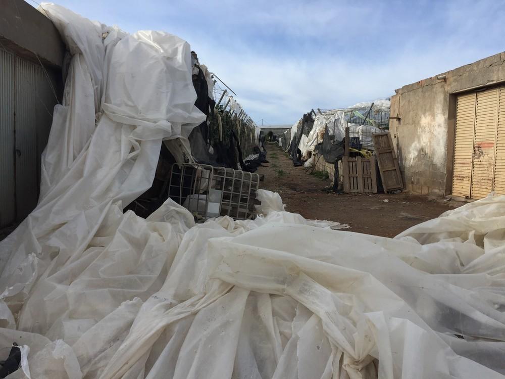 CaixaBank establece un plan de ayudas para los afectados por los tornados de El Ejido