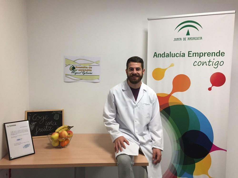 Los alojamientos gratuitos de Andalucía Emprende en Berja acogen la consulta de un nutricionista