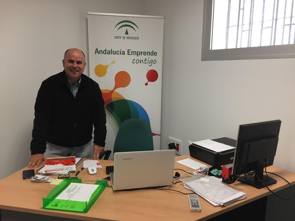 El CADE de Berja aloja a un emprendedor dedicado al comercio internacional de productos hortofrutícolas