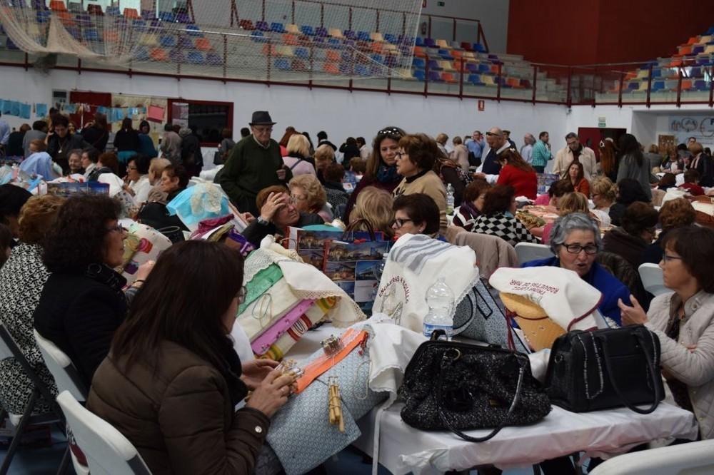 Vícar reunirá a más de 300 encajeras de bolillo en su decimotercer encuentro anual