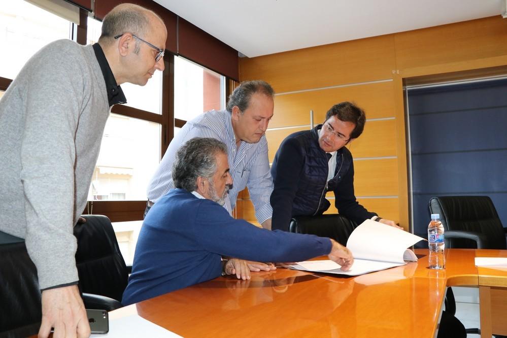 El Ayuntamiento aprueba el proyecto de urbanización, pavimentación y mejora de pluviales en Santo Domingo y Santa María del Águila con una inversión de 760.000 euros