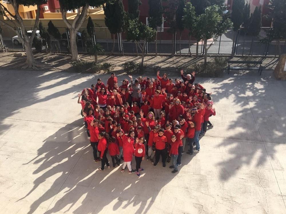 Los centros educativos de Vícar celebraron el 'Día Escolar de la Paz' con diversas actividades