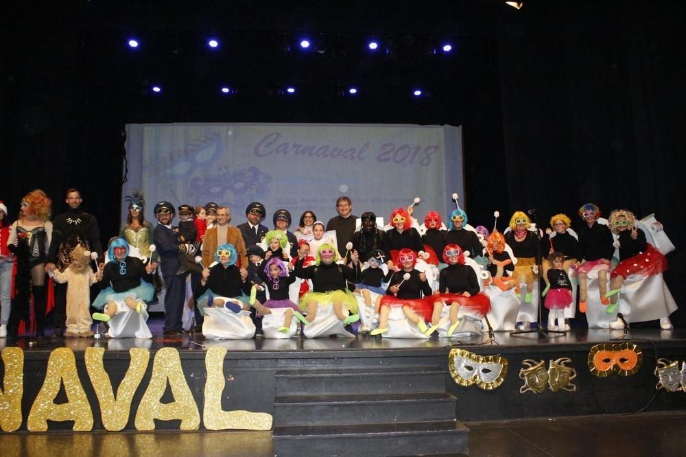 Adra se echa a la calle para disfrutar del Carnaval